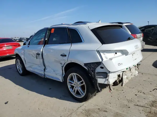 WA1BNAFY0K2086389 2019 AUDI Q5 - Image 2