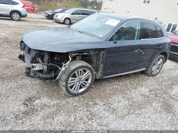 WA1BNAFY0K2091351 2019 AUDI Q5 - Image 2