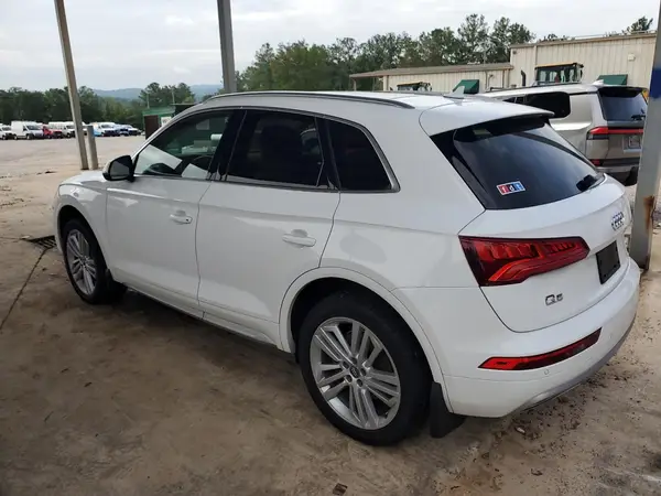 WA1BNAFY0K2116717 2019 AUDI Q5 - Image 2