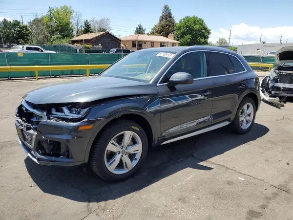 WA1BNAFY0K2118371 2019 AUDI Q5 - Image 1