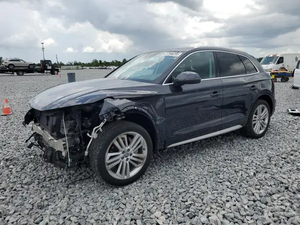 WA1BNAFY0K2129810 2019 AUDI Q5 - Image 1