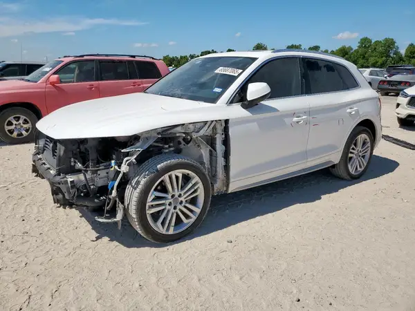 WA1BNAFY0K2130858 2019 AUDI Q5 - Image 1
