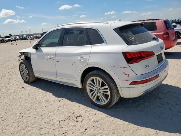 WA1BNAFY0K2130858 2019 AUDI Q5 - Image 2