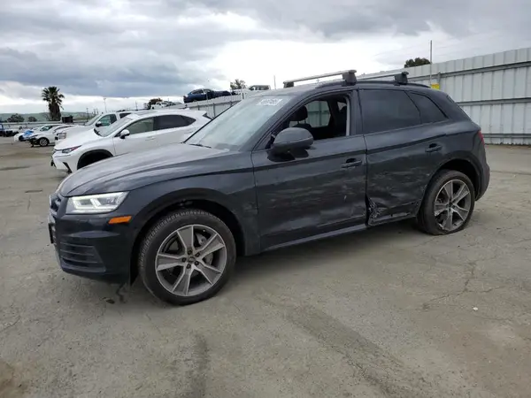 WA1BNAFY0K2132416 2019 AUDI Q5 - Image 1