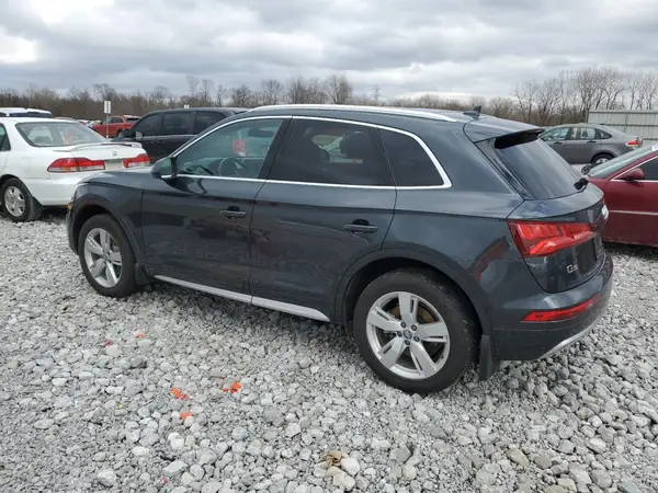 WA1BNAFY0K2139897 2019 AUDI Q5 - Image 2