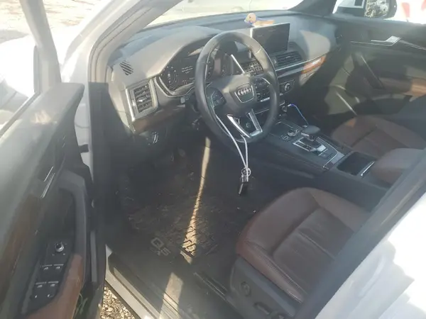WA1BNAFY0K2144730 2019 AUDI Q5 - Image 8