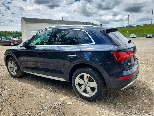 WA1BNAFY0K2144839 2019 AUDI Q5 - Image 2