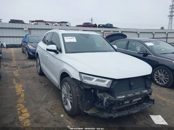 WA1BNAFY0L2024962 2020 AUDI Q5 - Image 1