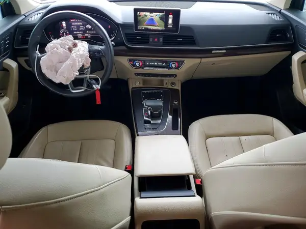 WA1BNAFY0L2027960 2020 AUDI Q5 - Image 8