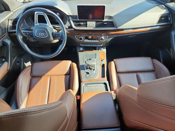 WA1BNAFY0L2037775 2020 AUDI Q5 - Image 8