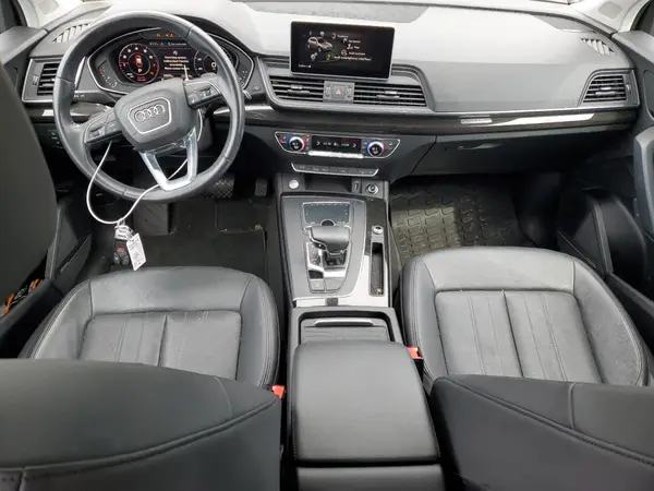 WA1BNAFY0L2044306 2020 AUDI Q5 - Image 8