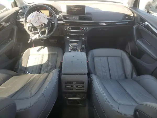 WA1BNAFY0L2062630 2020 AUDI Q5 - Image 8