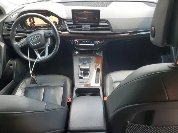 WA1BNAFY0L2071781 2020 AUDI Q5 - Image 8