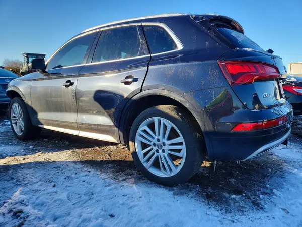 WA1BNAFY0L2075796 2020 AUDI Q5 - Image 2