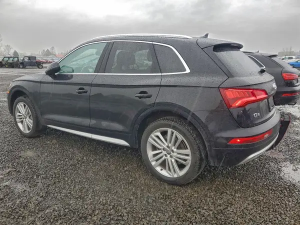 WA1BNAFY1J2000599 2018 AUDI Q5 - Image 2