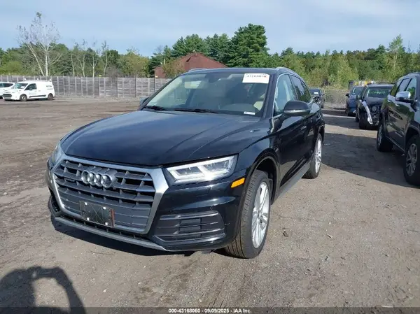 WA1BNAFY1J2000604 2018 AUDI Q5 - Image 2
