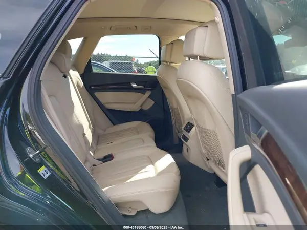 WA1BNAFY1J2000604 2018 AUDI Q5 - Image 8