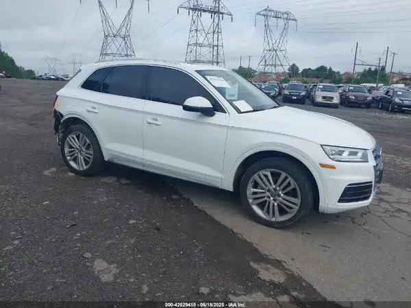WA1BNAFY1J2012364 2018 AUDI Q5 - Image 1