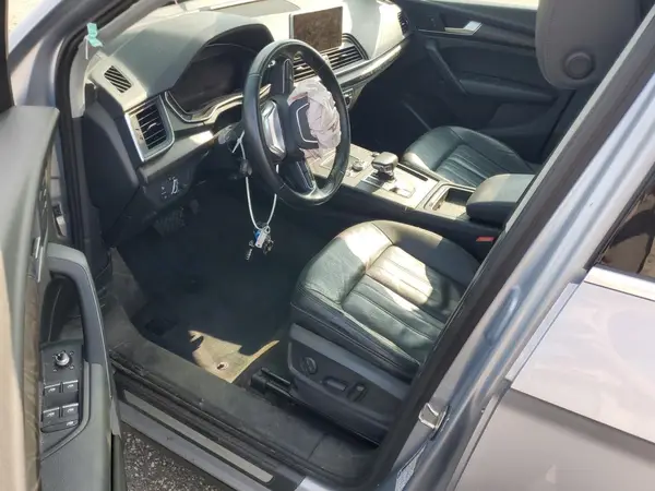 WA1BNAFY1J2016625 2018 AUDI Q5 - Image 8