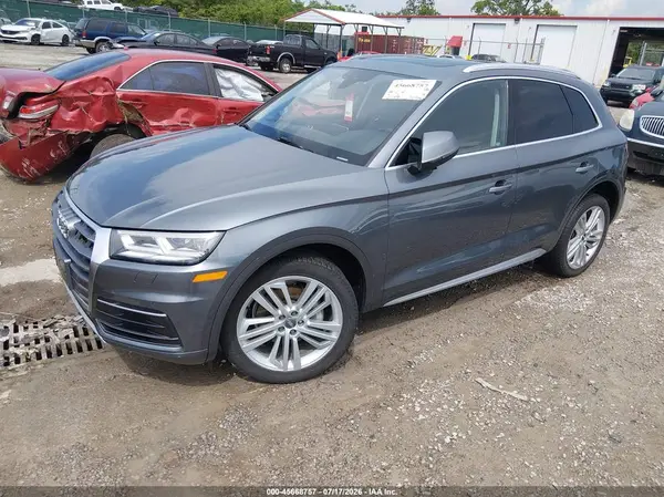 WA1BNAFY1J2017094 2018 AUDI Q5 - Image 2
