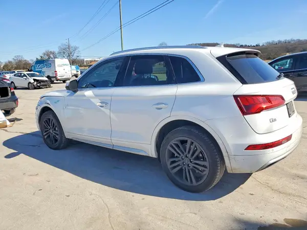 WA1BNAFY1J2020707 2018 AUDI Q5 - Image 2