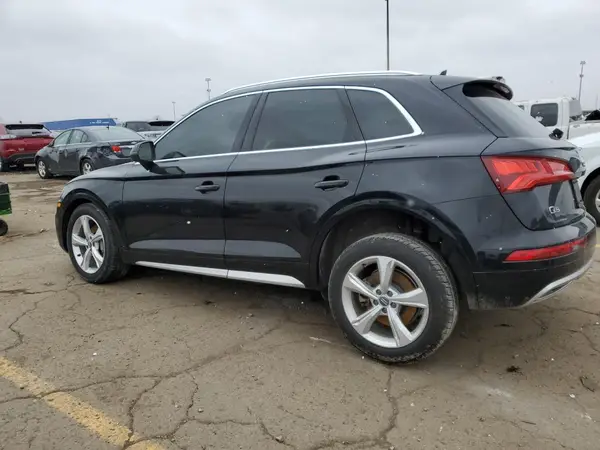 WA1BNAFY1J2023249 2018 AUDI Q5 - Image 2
