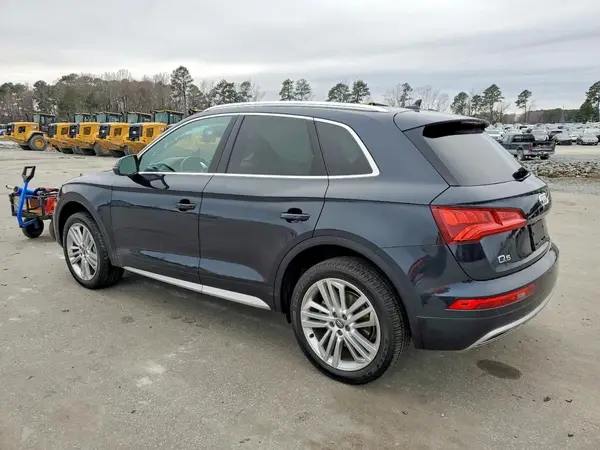 WA1BNAFY1J2025924 2018 AUDI Q5 - Image 2