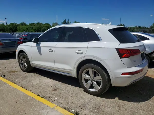 WA1BNAFY1J2035921 2018 AUDI Q5 - Image 2