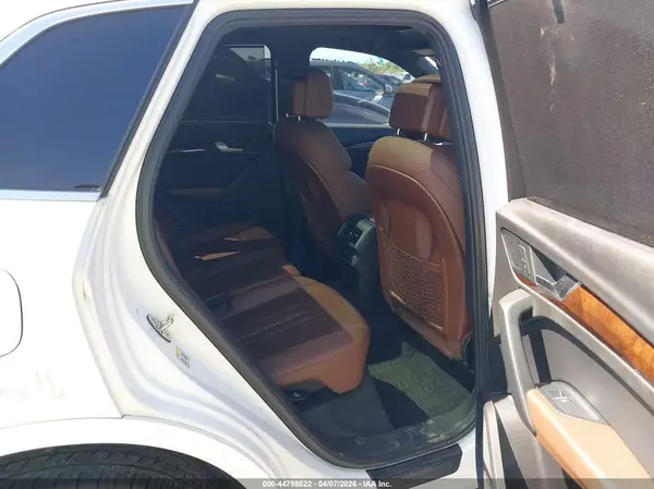 WA1BNAFY1J2050483 2018 AUDI Q5 - Image 8