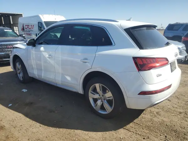 WA1BNAFY1J2071351 2018 AUDI Q5 - Image 2