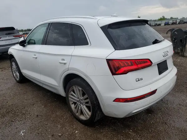 WA1BNAFY1J2084245 2018 AUDI Q5 - Image 2