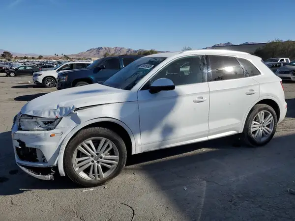 WA1BNAFY1J2094872 2018 AUDI Q5 - Image 1