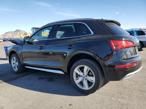 WA1BNAFY1J2095665 2018 AUDI Q5 - Image 2
