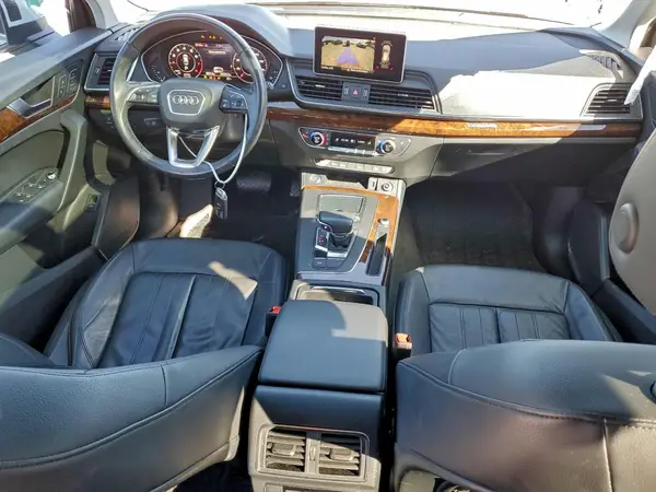 WA1BNAFY1J2096864 2018 AUDI Q5 - Image 8