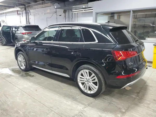 WA1BNAFY1J2105790 2018 AUDI Q5 - Image 2