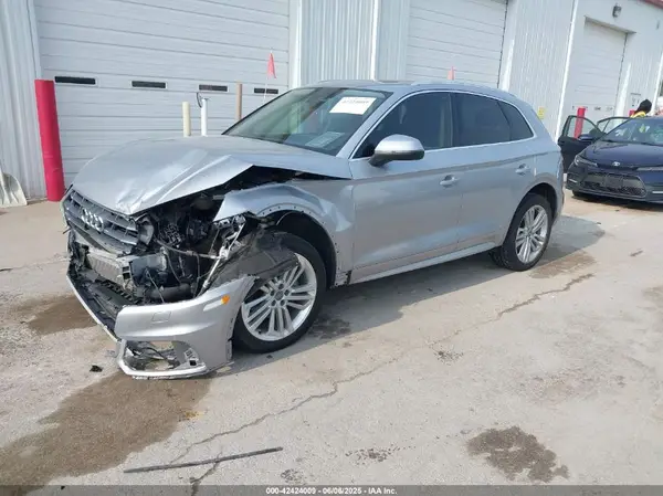WA1BNAFY1J2106440 2018 AUDI Q5 - Image 2