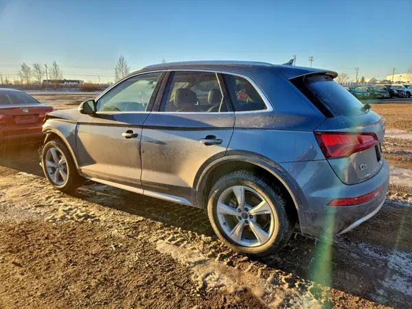 WA1BNAFY1J2106518 2018 AUDI Q5 - Image 2