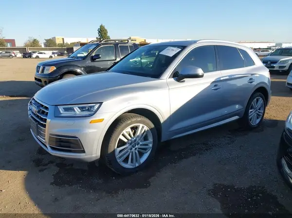 WA1BNAFY1J2126493 2018 AUDI Q5 - Image 2