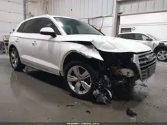 WA1BNAFY1J2151779 2018 AUDI Q5
