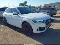 WA1BNAFY1J2164421 2018 AUDI Q5