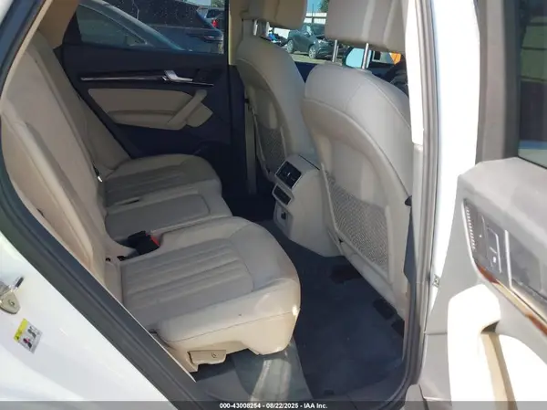 WA1BNAFY1J2164421 2018 AUDI Q5 - Image 8