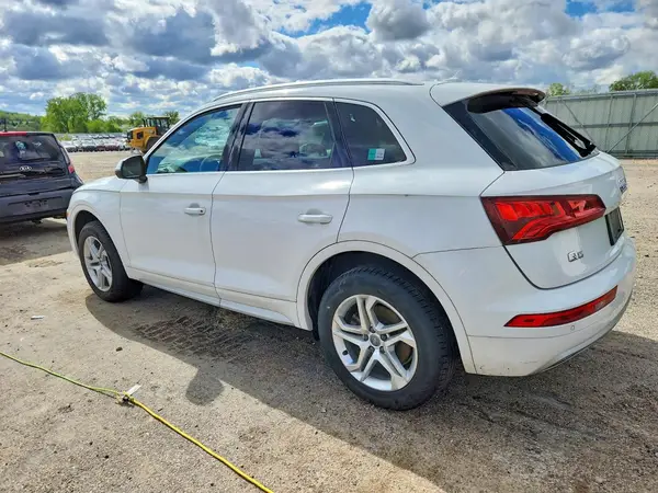 WA1BNAFY1J2166699 2018 AUDI Q5 - Image 2