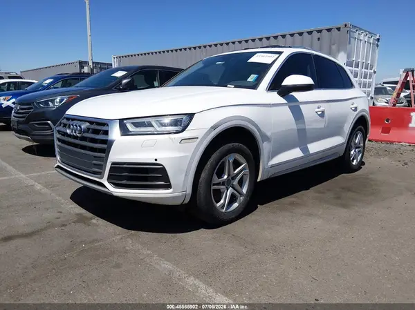 WA1BNAFY1J2184944 2018 AUDI Q5 - Image 2