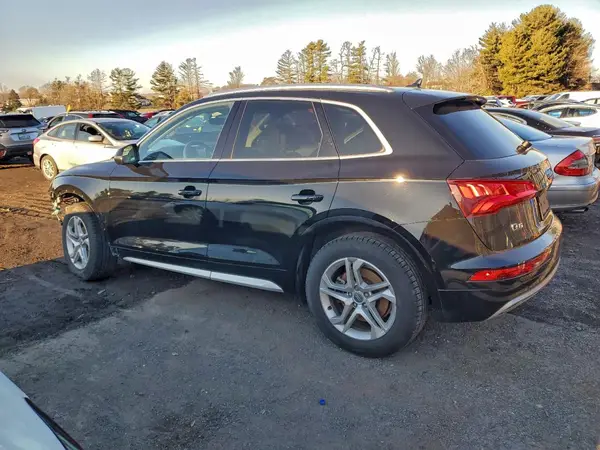 WA1BNAFY1J2187522 2018 AUDI Q5 - Image 2