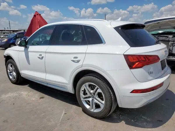 WA1BNAFY1J2199797 2018 AUDI Q5 - Image 2