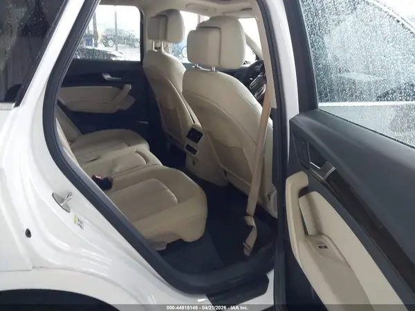 WA1BNAFY1J2200320 2018 AUDI Q5 - Image 8