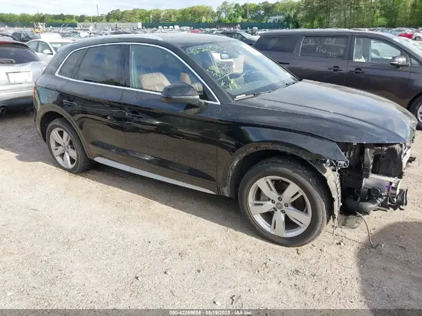 WA1BNAFY1J2204352 2018 AUDI Q5 - Image 1