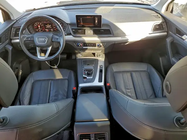 WA1BNAFY1J2205050 2018 AUDI Q5 - Image 8