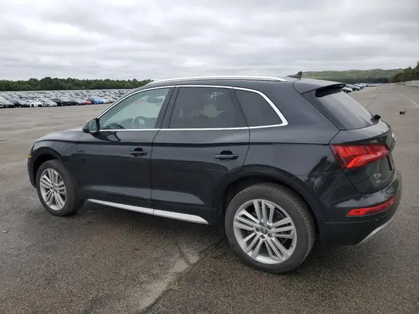 WA1BNAFY1J2210393 2018 AUDI Q5 - Image 2