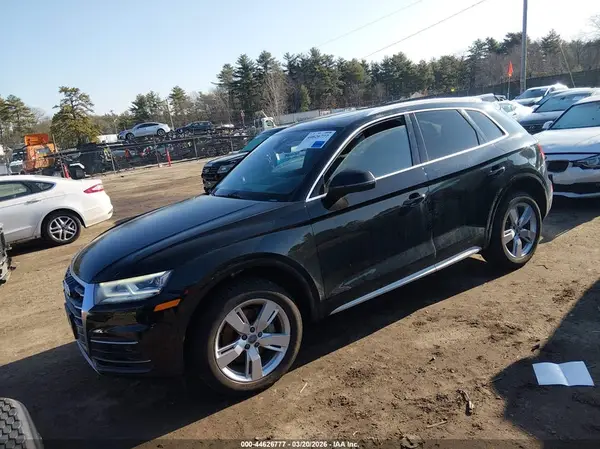 WA1BNAFY1J2211558 2018 AUDI Q5 - Image 2